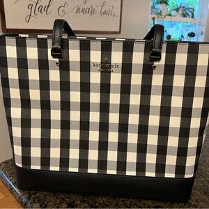 New with tags Kate Spade Perfect Tote